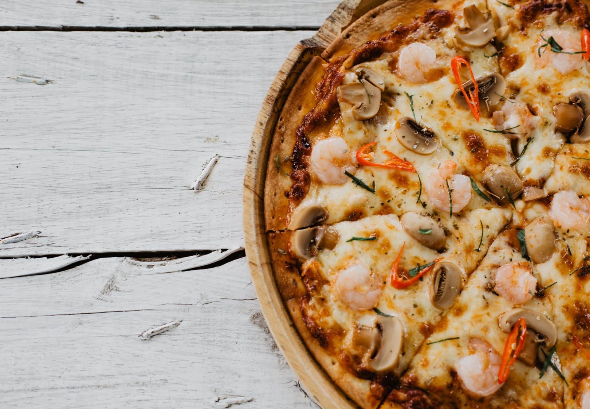 Mushroom pizza with shrimp